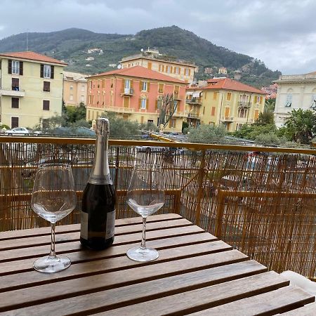 La Perla Apartment Chiavari Luaran gambar